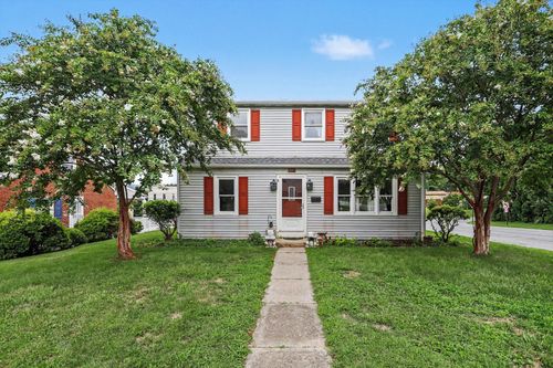 1061 Grinnell Ave, COLUMBIA, PA, 17512-1819 | Card Image