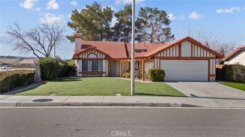 43203 27th Street W, Lancaster, CA, 93536 | Card Image