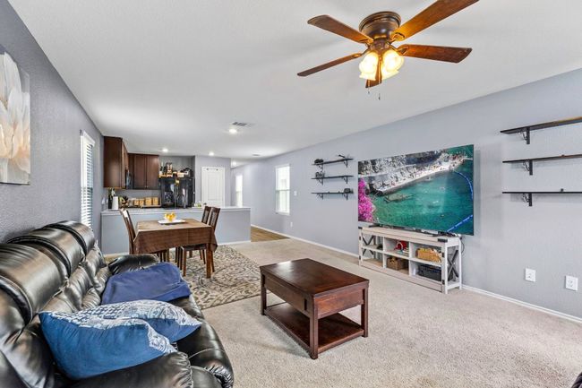 12 Trinity Cir, House other with 4 bedrooms, 3 bathrooms and 2 parking in Lockhart TX | Image 14