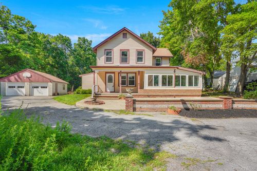 23 Kent Ave, Poughkeepsie, NY, 12603-1611 | Card Image