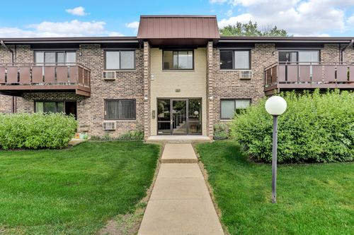 unit-101-2620 N Windsor Dr, Arlington Heights, IL, 60004-2740 | Card Image