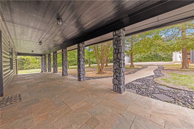 View of front patio | Image 13