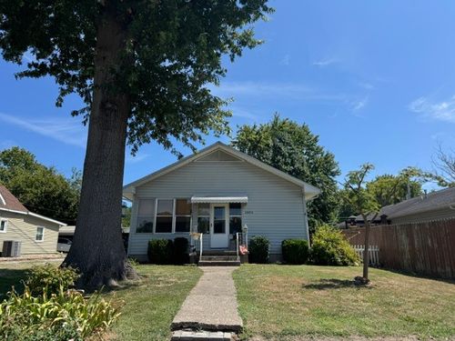 1004 N 14th Street, Herrin, IL, 62848 | Card Image