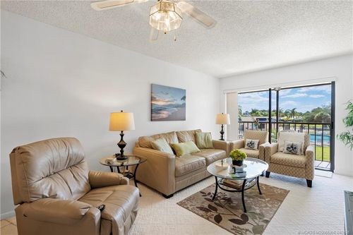 4-60-2013 Ne Collins Cir, Jensen Beach, FL, 34957-6627 | Card Image