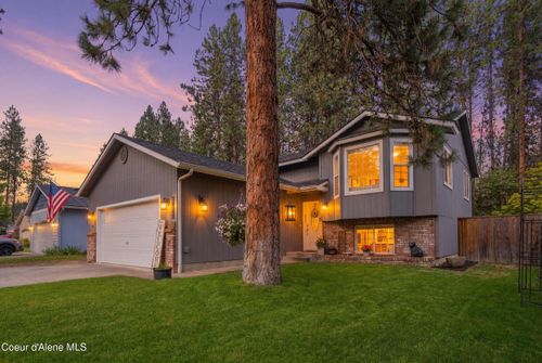 201 S Aerie Ct, Post Falls, ID, 83854-6871 | Card Image