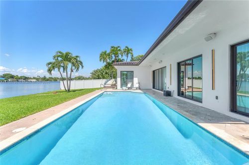 21100 Ne 25th Ct, Aventura, FL, 33180-1036 | Card Image