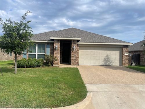 3105 Paint Horse Dr, Robinson, TX, 76706-7605 | Card Image