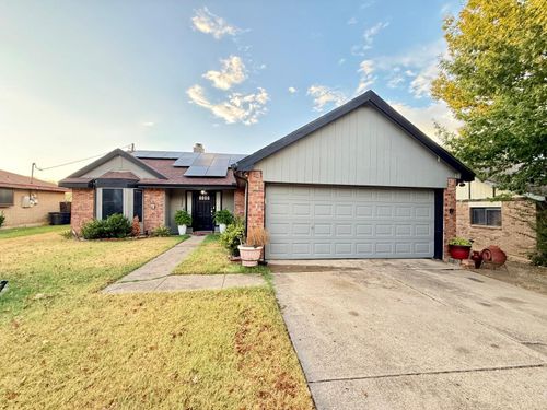 2608 Shasta Ct, Fort Worth, TX, 76133-4431 | Card Image