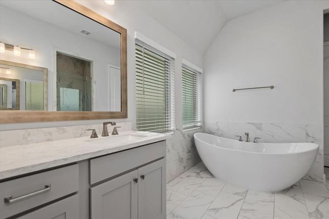 12015 Gramina Way, House other with 4 bedrooms, 4 bathrooms and 3 parking in Humble TX | Image 26