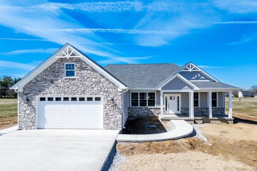 28 Fountain Dr, Covington, IN, 47932-1395 | Card Image
