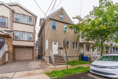 708 S Park St, Elizabeth, NJ, 07201-2820 | Card Image