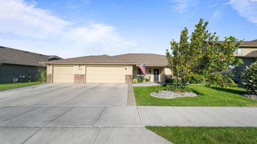 3102 S Dawes St, Kennewick, WA, 99338-2706 | Card Image