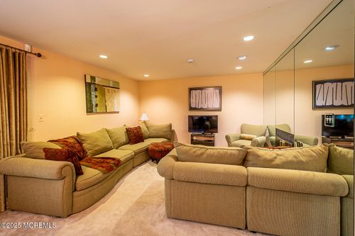 23-274 Bath Ave, Long Branch, NJ, 07740-6176 | Card Image