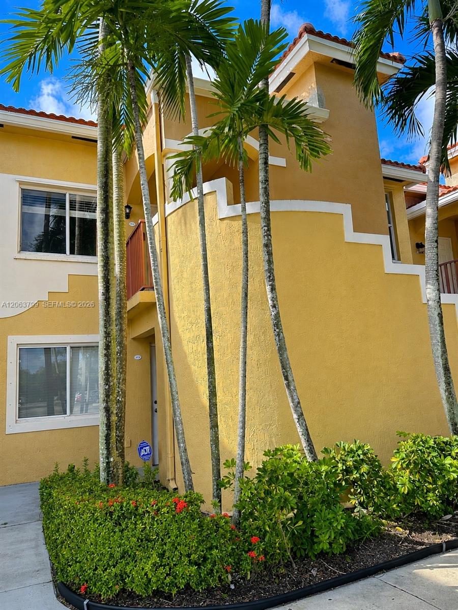 Residential Lease in Pembroke Pines 4