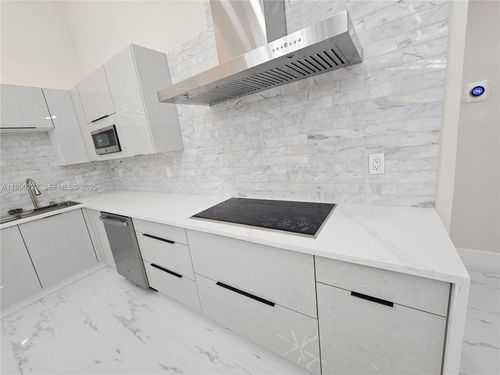 0-4 Alford Ct, Palm Beach Gardens, FL, 33418-6833 | Card Image