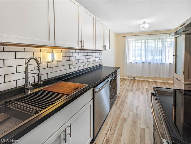 APT-10K - 21884 River Oaks Dr, Condo with 1 bedrooms, 1 bathrooms and null parking in Rocky River OH | Image 7
