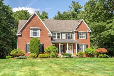 40 Lexington Cir, House other with 5 bedrooms, 3 bathrooms and 3 parking in Southwick MA | Image 1