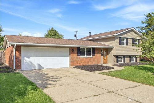 281 Fairway Dr, Fairborn, OH, 45324-4119 | Card Image