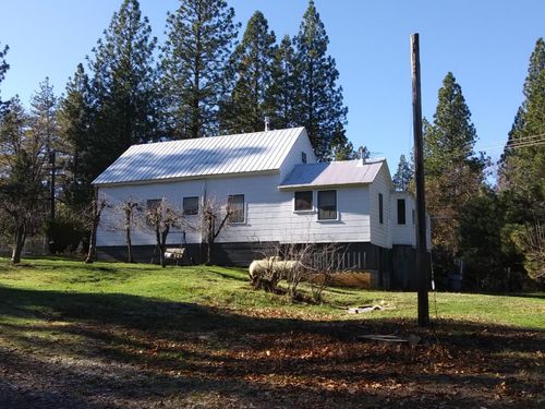 27 Main St, Gold Run, CA, 95717 | Card Image