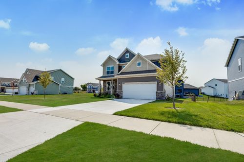 3858 Fender St, Valparaiso, IN, 46385-1013 | Card Image