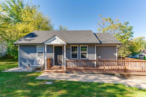 3813 Eastway Dr, Island Lake, IL, 60042-9408 | Card Image
