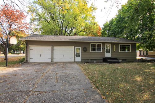 641 Mowbray St, Stewart, MN, 55385-8456 | Card Image