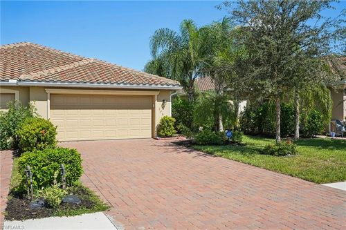 1751 Alamanda Dr, Naples, FL, 34102-5016 | Card Image