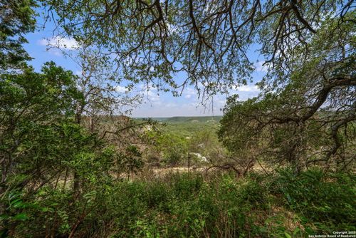 784 Hill Top Dr, Canyon Lake, TX, 78133-4885 | Card Image