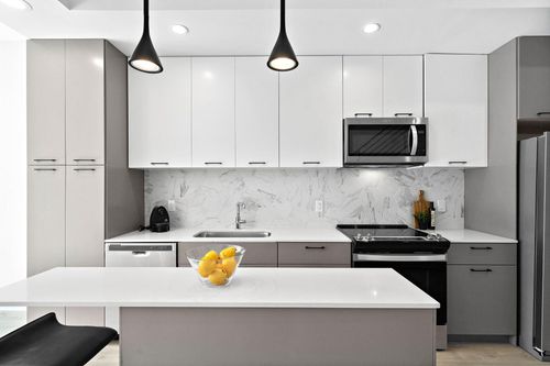 a-1406 Valentine St, Houston, TX, 77019-5144 | Card Image