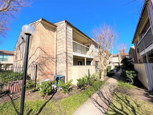 apt-121-2120 Wilcrest Dr, Houston, TX, 77042-2658 | Card Image