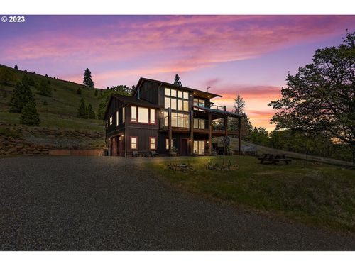 115 Wahkiacus Heights Rd, Klickitat, WA, 98670-9702 | Card Image