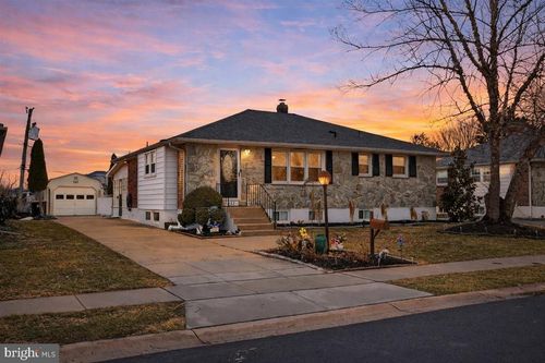 227 Paynter Dr, WILMINGTON, DE, 19804-1304 | Card Image