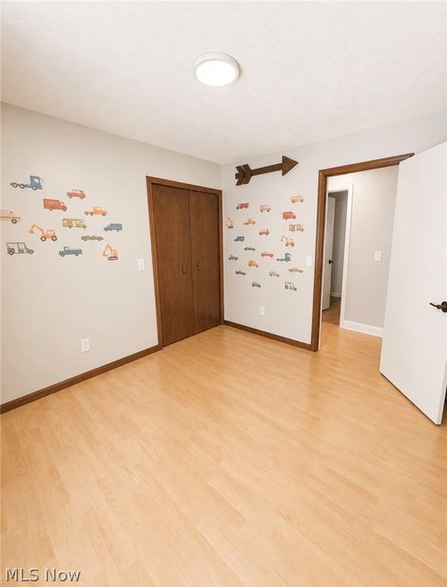 9000 Bluejay Lane, Mentor, OH, 44060 | Card Image