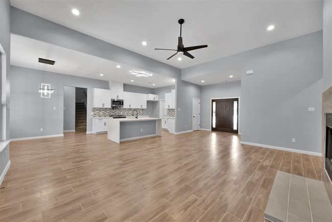 7 Pilot Pt, House other with 4 bedrooms, 5 bathrooms and 3 parking in Conroe TX | Image 9