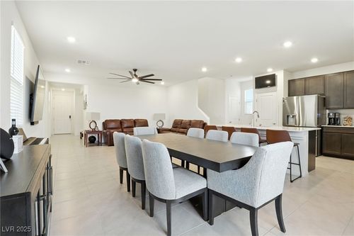 10106 Queens Pearl St, Las Vegas, NV, 89141-9137 | Card Image