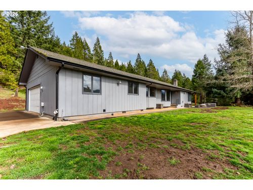 48187 Mcfarland Rd, Oakridge, OR, 97463 | Card Image