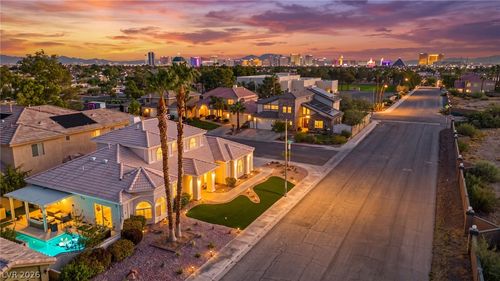 5391 Calgary Ct, Las Vegas, NV, 89118-1900 | Card Image