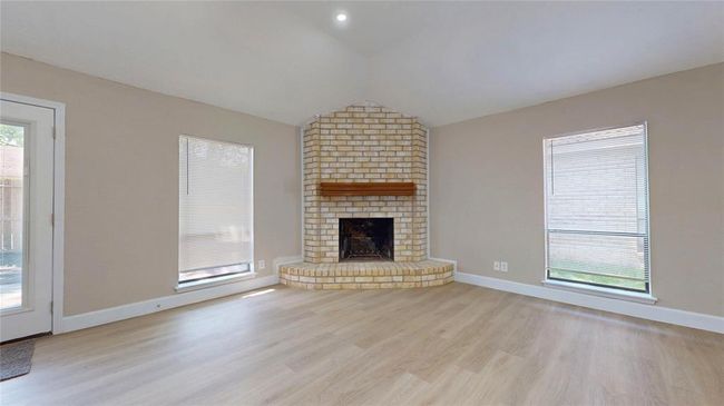 7126 Rio Blanco Dr, House other with 3 bedrooms, 2 bathrooms and 2 parking in Houston TX | Image 4