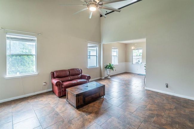 3911 Falvel Cove Dr, House other with 3 bedrooms, 3 bathrooms and 2 parking in Spring TX | Image 5