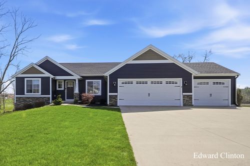 8620 Burlingame Ave, Byron Center, MI, 49315-9335 | Card Image