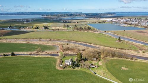26206 Marine Dr, Stanwood, WA, 98292-9379 | Card Image