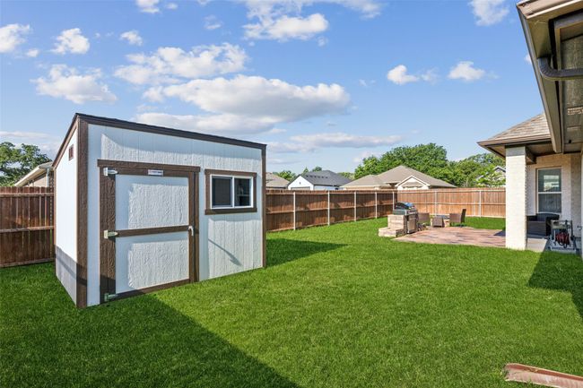 900 E 5 Th St, House other with 4 bedrooms, 2 bathrooms and null parking in Springtown TX | Image 24