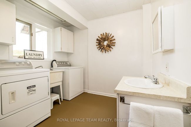 2106 Dunrobin Rd, House other with 3 bedrooms, 2 bathrooms and 8 parking in Dunrobin ON | Image 22