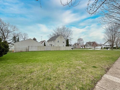 832 Cornelia Street, Janesville, WI, 53545 | Card Image