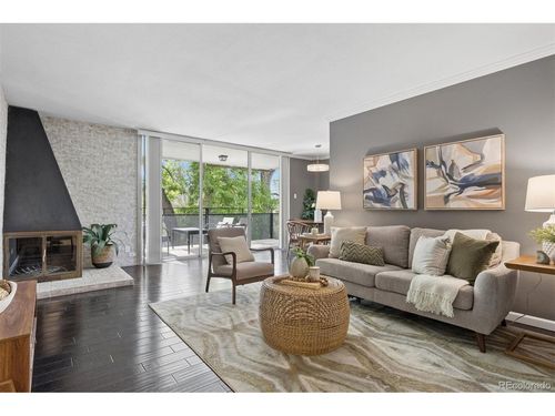 3c-1200 Vine St, Denver, CO, 80206-2944 | Card Image