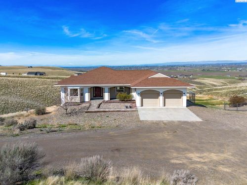 27120 S 1522 Pr Sw, Prosser, WA, 99350 | Card Image