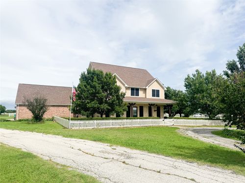 6670 Green Valley Cir, Aubrey, TX, 76227-4048 | Card Image