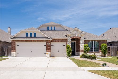 7610 Taylan Ln, Corpus Christi, TX, 78414-2807 | Card Image