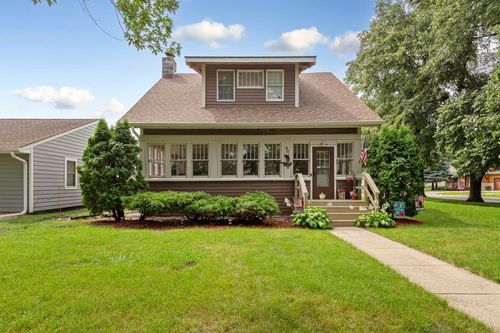 401 Madison St, Emmetsburg, IA, 50536-1258 | Card Image