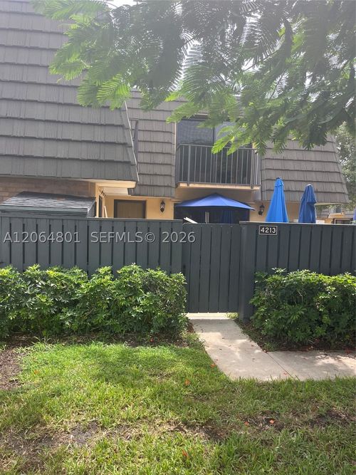 4213 42nd Way, West Palm Beach, FL, 33407-6834 | Card Image